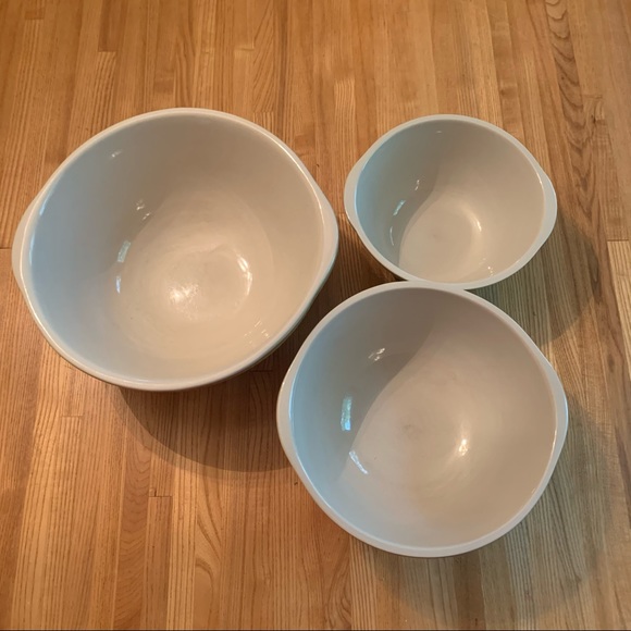 Vintage ceramic mixing bowl set - Picture 4 of 5